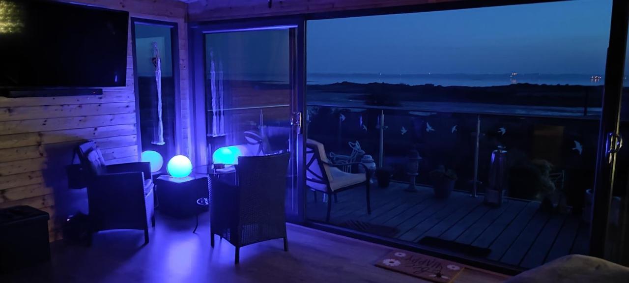 شقة Horse Island View Luxury Retreat Kircubbin المظهر الخارجي الصورة